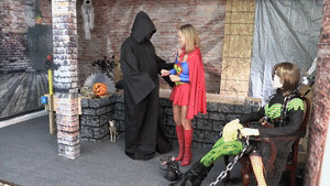 www.super-becca.com - Halloween 2019 thumbnail